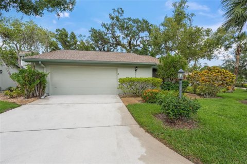 Villa ou maison à vendre à Sarasota, Floride: 3 chambres, 155.98 m2 № 1786089 - photo 2