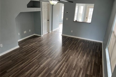Casa en venta en Wesley Chapel, Florida, 4 dormitorios, 129.6 m2 № 1917327 - foto 2