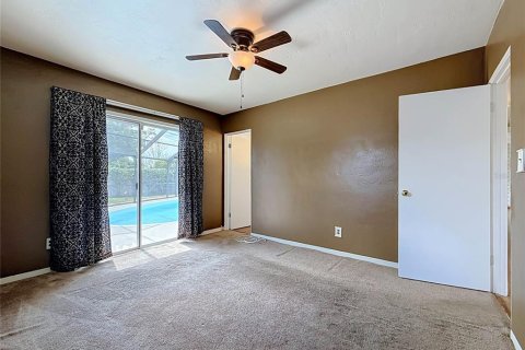 Villa ou maison à vendre à Seminole, Floride: 3 chambres, 153.29 m2 № 2399389 - photo 13