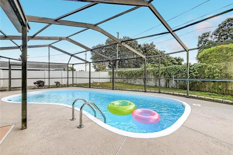 Villa ou maison à vendre à Seminole, Floride: 3 chambres, 153.29 m2 № 2399389 - photo 28