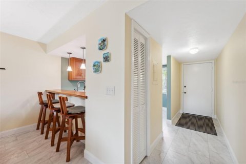Copropriété à vendre à Oldsmar, Floride: 2 chambres, 101.64 m2 № 1685145 - photo 5