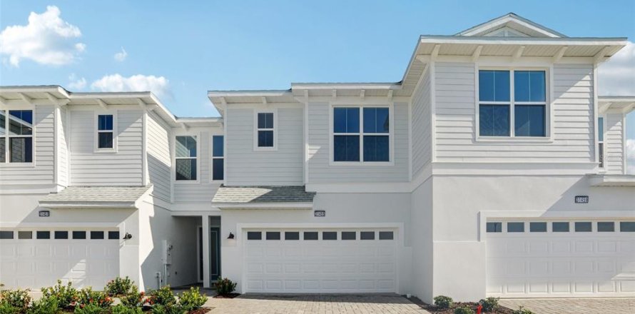 Townhouse in San Antonio, Florida 3 bedrooms, 166.11 sq.m. № 1910636