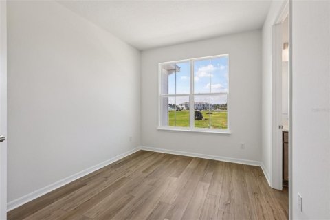 Townhouse in San Antonio, Florida 3 bedrooms, 166.11 sq.m. № 1910636 - photo 24