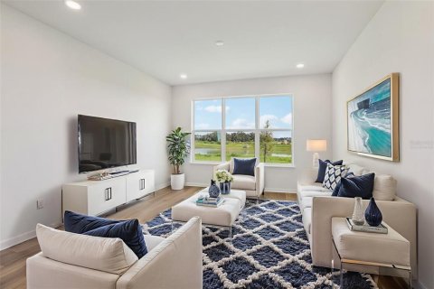 Townhouse in San Antonio, Florida 3 bedrooms, 166.11 sq.m. № 1910636 - photo 11