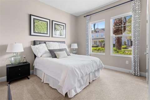 Villa ou maison à vendre à Odessa, Floride: 4 chambres, 269.23 m2 № 2147584 - photo 13