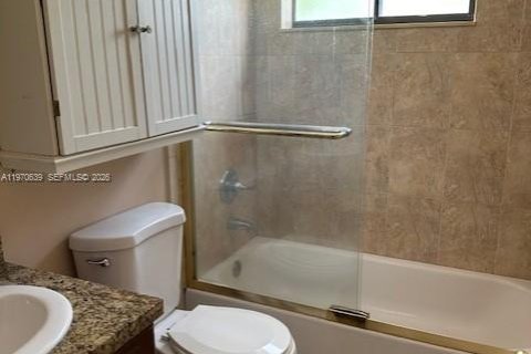 Copropriété à vendre à Hialeah, Floride: 2 chambres, 98.1 m2 № 2031335 - photo 6