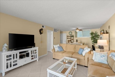Copropriété à vendre à Daytona Beach, Floride: 1 chambre, 58.53 m2 № 1905253 - photo 16