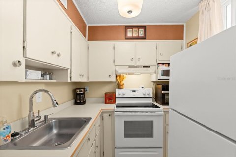 Copropriété à vendre à Daytona Beach, Floride: 1 chambre, 58.53 m2 № 1905253 - photo 8