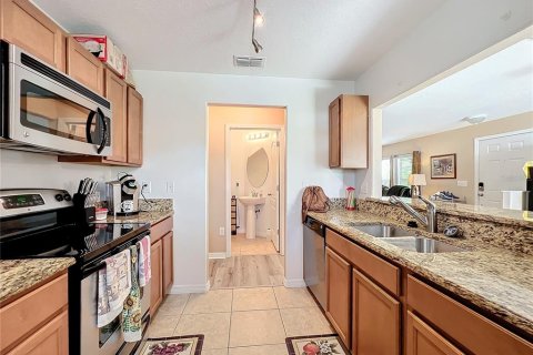 Townhouse in Lakeland, Florida 3 bedrooms, 120.96 sq.m. № 1803225 - photo 14