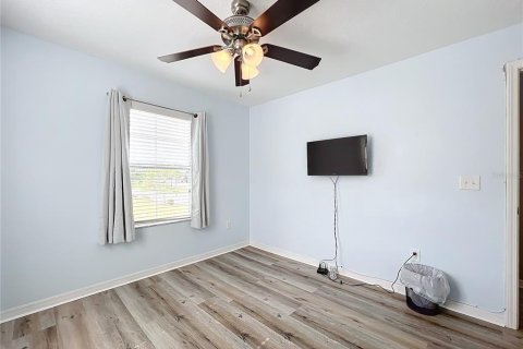 Townhouse in Lakeland, Florida 3 bedrooms, 120.96 sq.m. № 1803225 - photo 17