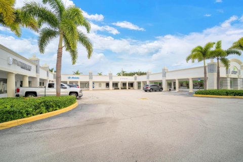 Tienda en alquiler en Boca Raton, Florida № 1228662 - foto 1