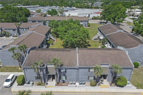 Condo in Tampa, Florida, 1 bedroom  № 1612668 - photo 20