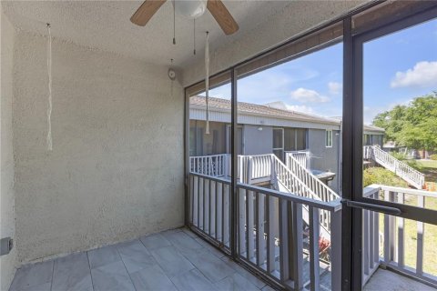 Condo in Tampa, Florida, 1 bedroom  № 1612668 - photo 15