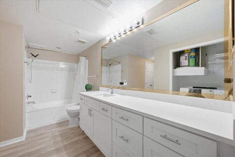 Condo in Tampa, Florida, 1 bedroom  № 2216594 - photo 27