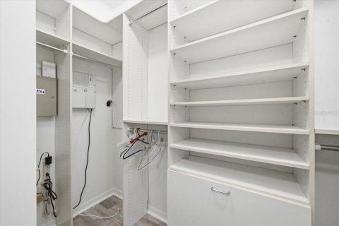 Condo in Tampa, Florida, 1 bedroom  № 2216594 - photo 24