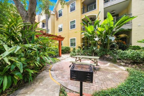 Condo in Tampa, Florida, 1 bedroom  № 2216594