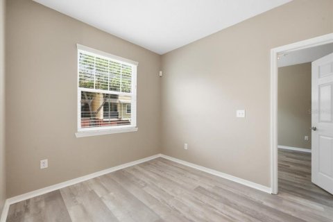 Condo in Tampa, Florida, 1 bedroom  № 2216594 - photo 19