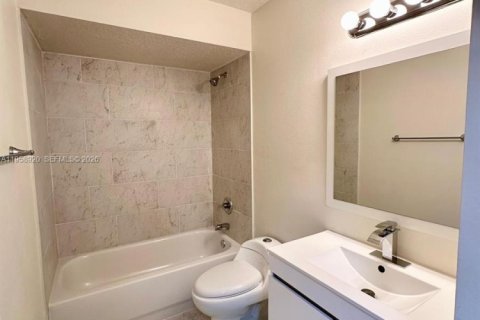 Casa en alquiler en Palm Coast, Florida, 2 dormitorios № 2017594 - foto 6