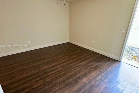 Casa en alquiler en Palm Coast, Florida, 2 dormitorios № 2017594 - foto 12