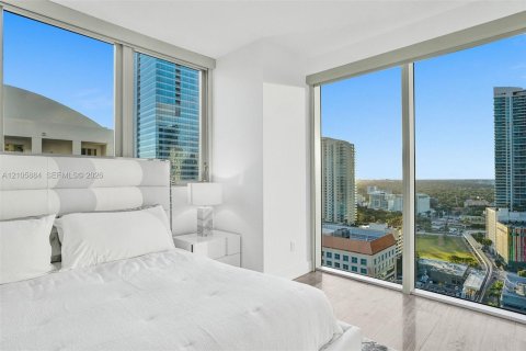 Copropriété à louer à Miami, Floride: 2 chambres, 103.68 m2 № 2414546 - photo 11