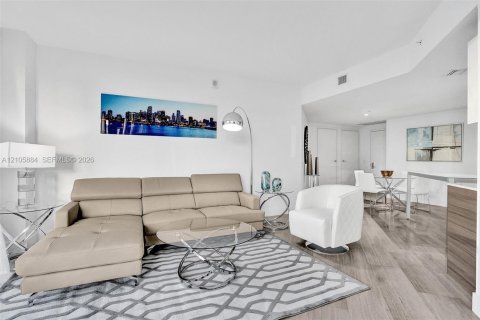 Copropriété à louer à Miami, Floride: 2 chambres, 103.68 m2 № 2414546 - photo 22