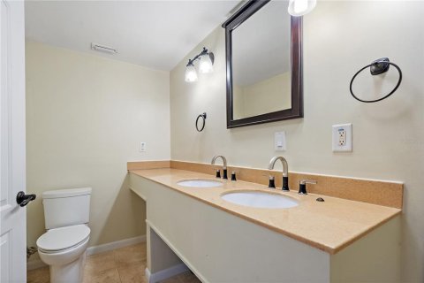 House in Clearwater, Florida 3 bedrooms, 91.88 sq.m. № 1886873 - photo 11