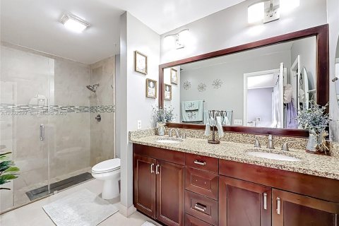 Снять в аренду виллу или дом в Лодерхилл, Флорида 3 спальни, 186.18м2, № 2066682 - фото 20