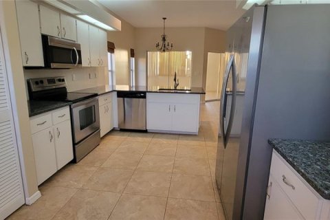 House in Bradenton, Florida 3 bedrooms, 140.93 sq.m. № 1735450 - photo 5