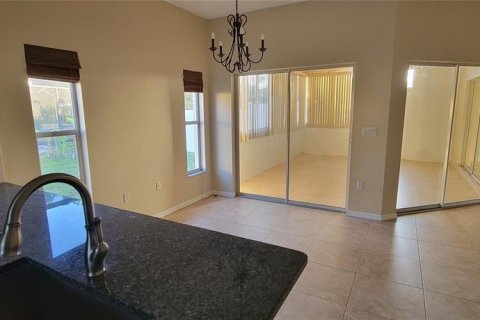 House in Bradenton, Florida 3 bedrooms, 140.93 sq.m. № 1735450 - photo 6