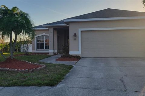House in Bradenton, Florida 3 bedrooms, 140.93 sq.m. № 1735450 - photo 1