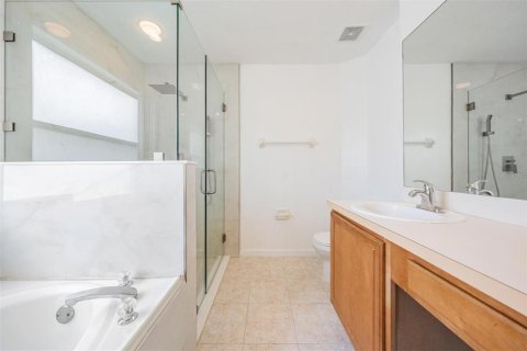 Casa en venta en Tampa, Florida, 3 dormitorios, 174.84 m2 № 1821312 - foto 18
