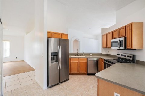 Casa en venta en Tampa, Florida, 3 dormitorios, 174.84 m2 № 1821312 - foto 12