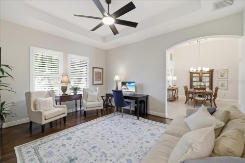 House in Fort Myers, Florida 3 bedrooms, 229.1 sq.m. № 2142021 - photo 9