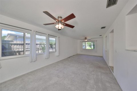 Casa en venta en Tampa, Florida, 3 dormitorios, 144.18 m2 № 2203726 - foto 25