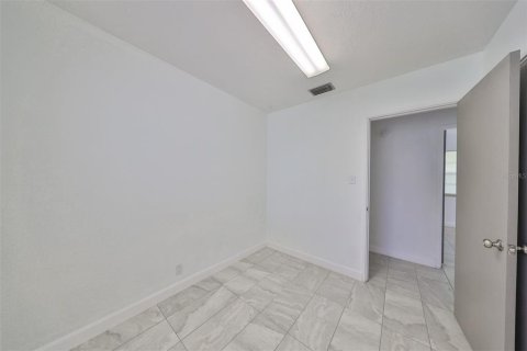 Casa en venta en Tampa, Florida, 3 dormitorios, 144.18 m2 № 2203726 - foto 9
