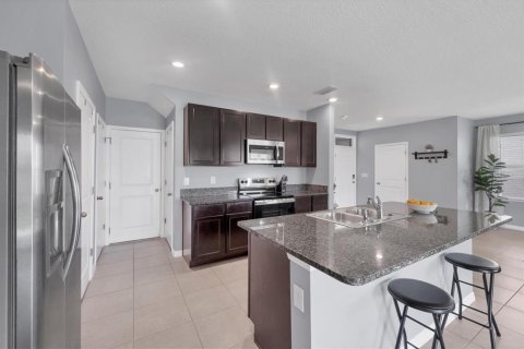 Villa ou maison à vendre à Sarasota, Floride: 4 chambres, 188.31 m2 № 1902639 - photo 9