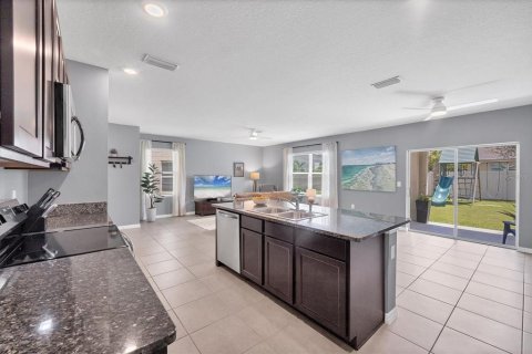 Villa ou maison à vendre à Sarasota, Floride: 4 chambres, 188.31 m2 № 1902639 - photo 7
