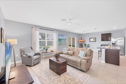 Villa ou maison à vendre à Sarasota, Floride: 4 chambres, 188.31 m2 № 1902639 - photo 2