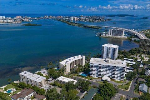Condo à Clearwater, Floride, 2 chambres  № 2321384