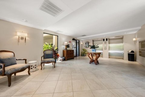 Condominio en venta en Clearwater, Florida, 2 dormitorios, 201.6 m2 № 2321384 - foto 30