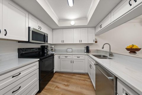 Condominio en venta en Clearwater, Florida, 2 dormitorios, 201.6 m2 № 2321384 - foto 11