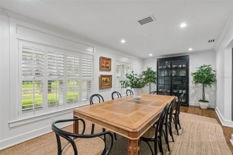 Villa ou maison à vendre à Tampa, Floride: 4 chambres, 361.11 m2 № 2315179 - photo 12