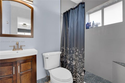 Casa en venta en Miami Gardens, Florida, 4 dormitorios, 194.72 m2 № 2428512 - foto 23