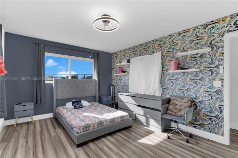 Casa en venta en Miami Gardens, Florida, 4 dormitorios, 194.72 m2 № 2428512 - foto 21