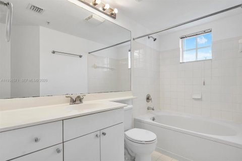 Copropriété à vendre à Sunny Isles Beach, Floride: 1 chambre, 62.52 m2 № 2027948 - photo 13