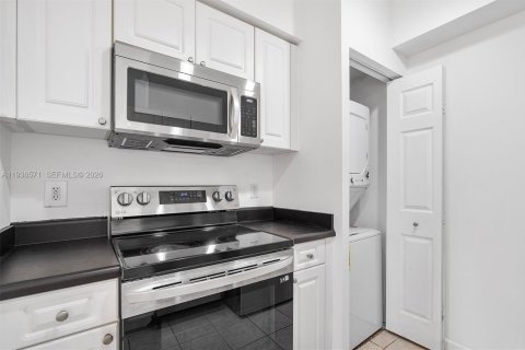 Copropriété à vendre à Sunny Isles Beach, Floride: 1 chambre, 62.52 m2 № 2027948 - photo 11