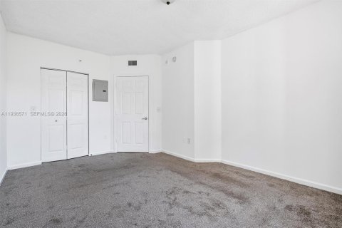 Copropriété à vendre à Sunny Isles Beach, Floride: 1 chambre, 62.52 m2 № 2027948 - photo 15