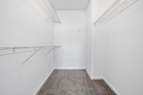 Copropriété à vendre à Sunny Isles Beach, Floride: 1 chambre, 62.52 m2 № 2027948 - photo 16