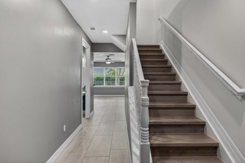 Townhouse in Hollywood, Florida 3 bedrooms, 164.99 sq.m. № 2086971 - photo 6