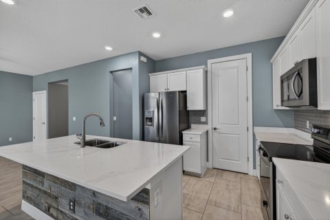 Townhouse in Hollywood, Florida 3 bedrooms, 164.99 sq.m. № 2086971 - photo 21